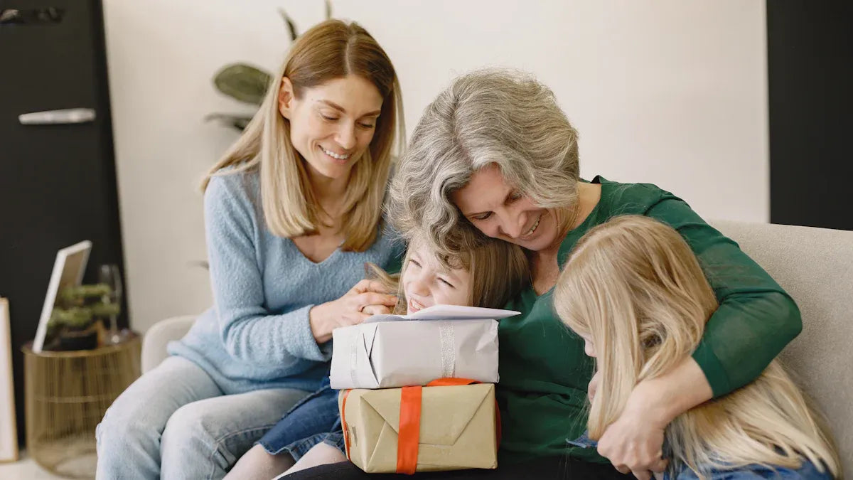 35 Thoughtful Gifts New Moms Actually Want in 2025