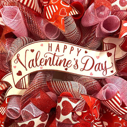 Valentine wreath front door decor holiday seasonal red and white Valentine living room decoration for new home decor for February